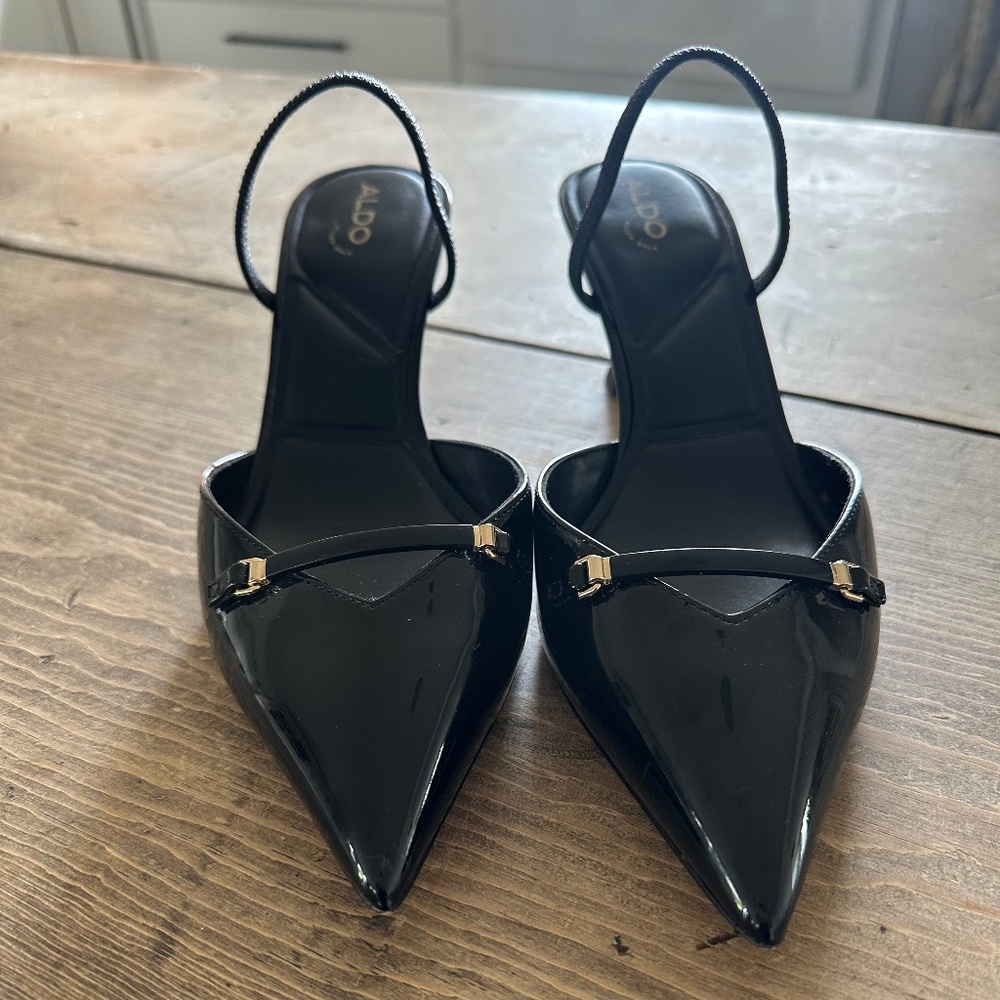 Aldo Black Patent Sling Back, Kitten Heel, Size 9